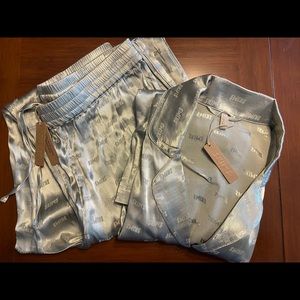 SKIMS JACQUARD SLEEP PAJAMA SET SIZE SMALL NWT!